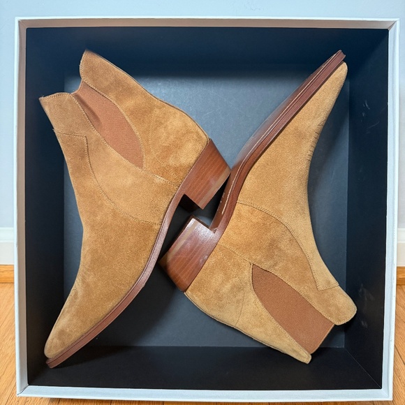 CELINE CAMARGUE WESTERN CHELSEA BOOT IN SUEDE CALFSKIN - Picture 4 of 4